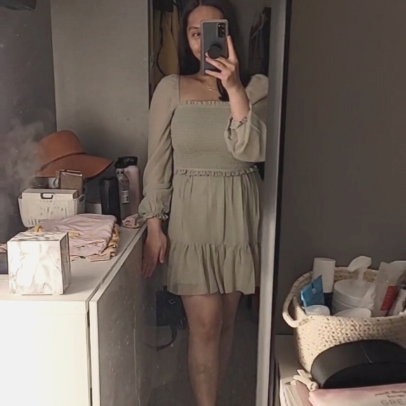 Design Lab Lord & Taylor Dresses & Skirts - Nwt* Sage Green Smocked dress